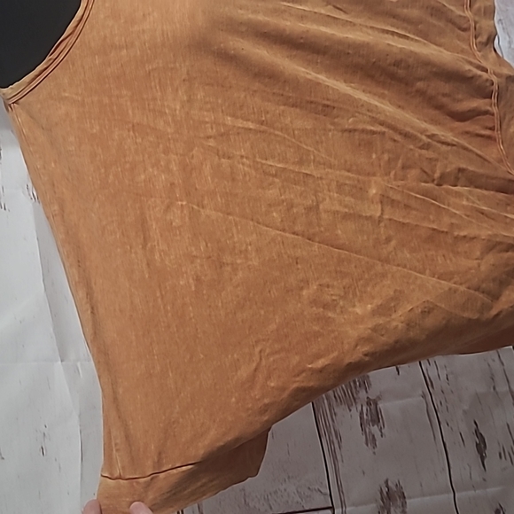 Fantastic Fawn Boxy Oversized crop - Picture 2 of 7